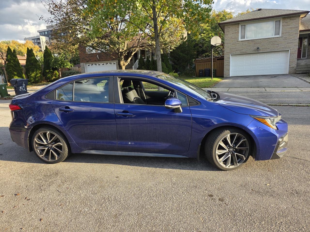 2020 Toyota Corolla SE Photo5