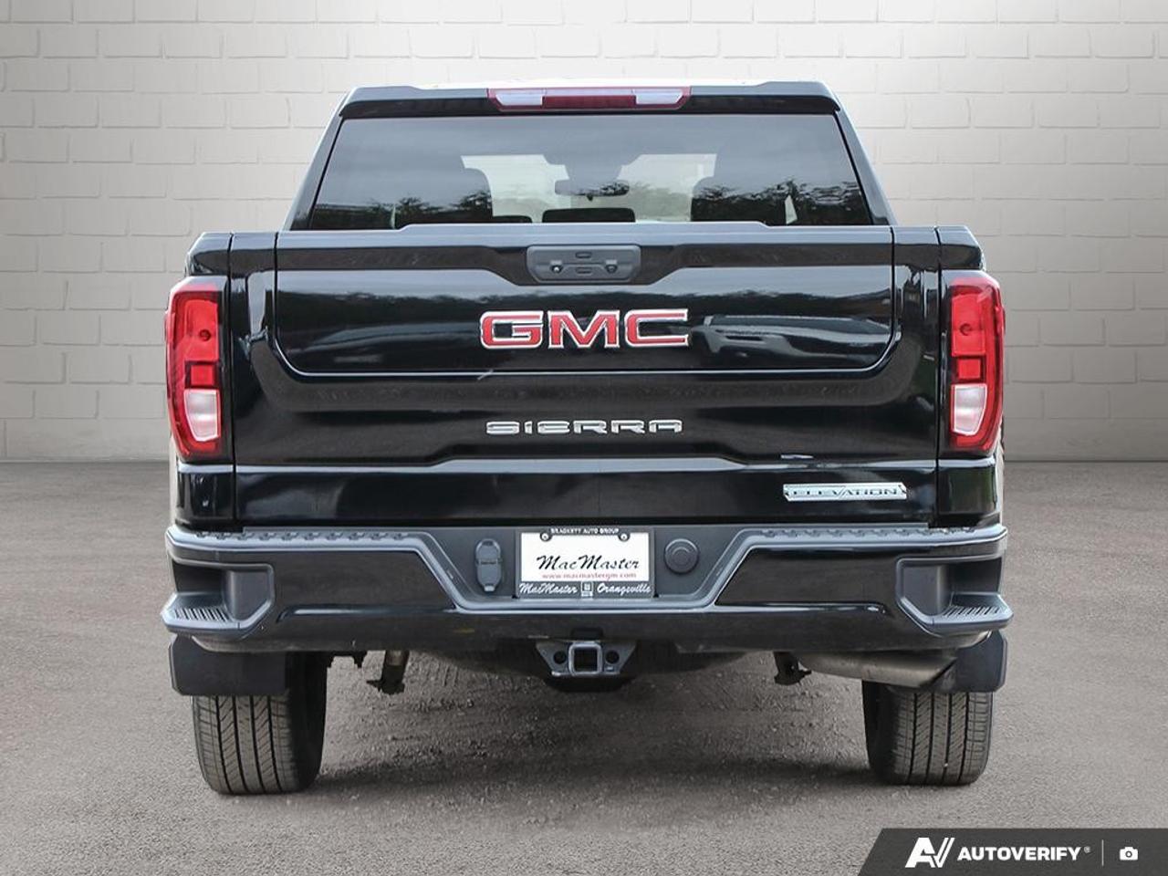 2022 GMC Sierra 1500 Crew Cab Short Box 4-Wheel Drive Elevation Photo3