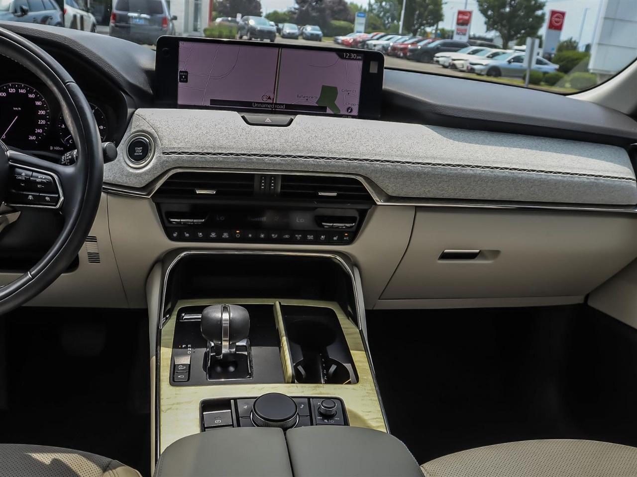 2024 Mazda CX-90 MHEV Signature AWD Photo