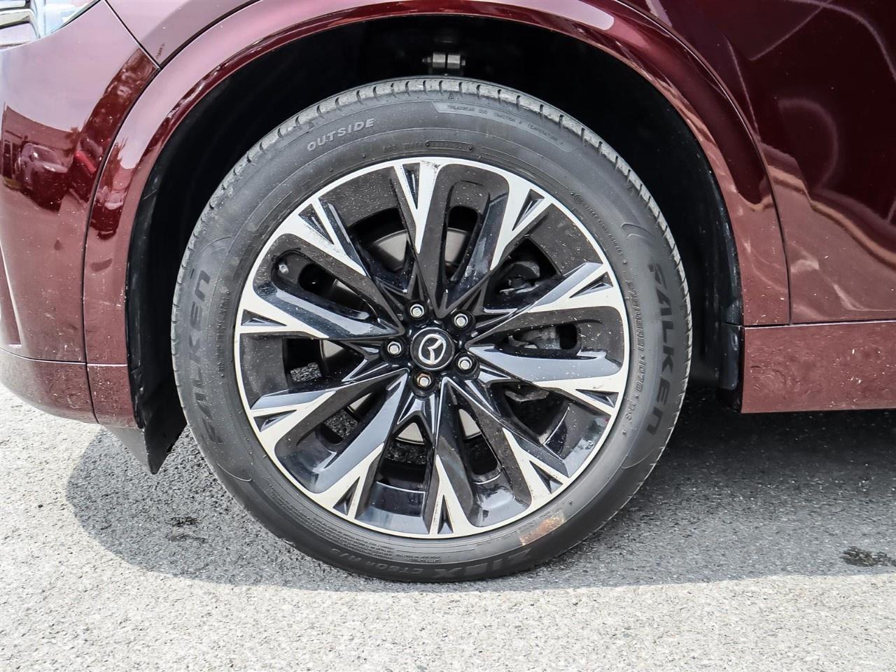 2024 Mazda CX-90 MHEV Signature AWD Photo