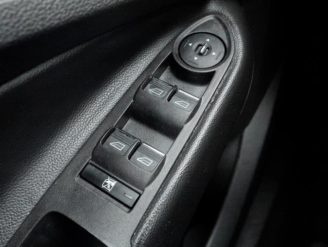 2014 Ford Escape Titanium 4dr Front-Wheel Drive Photo