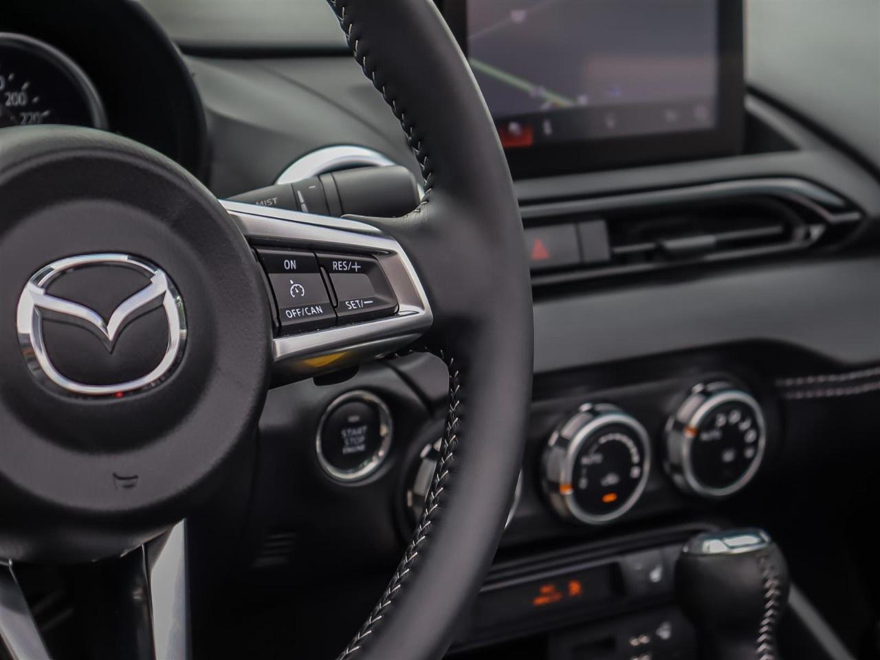 2023 Mazda MX-5  Photo