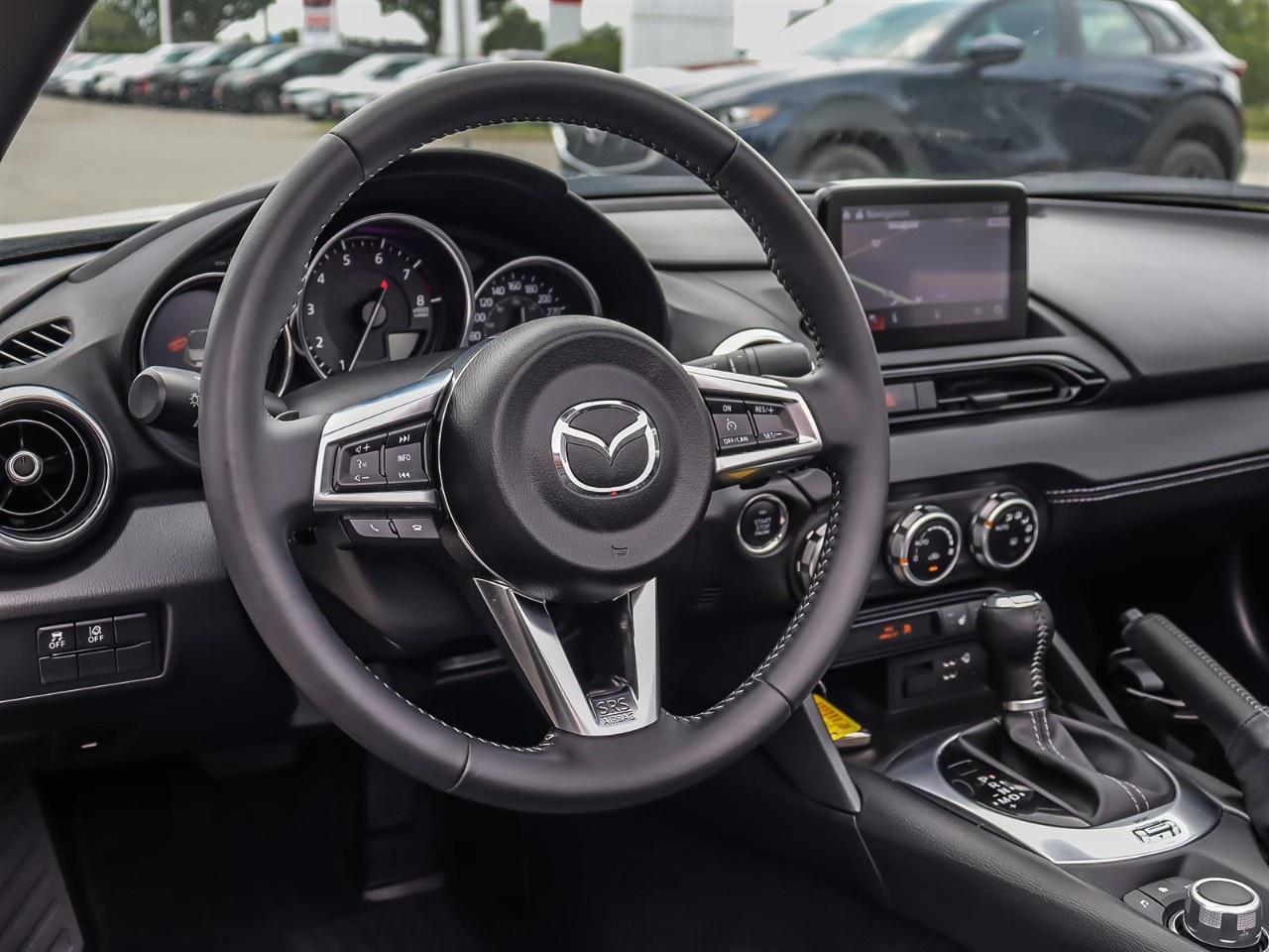 2023 Mazda MX-5  Photo