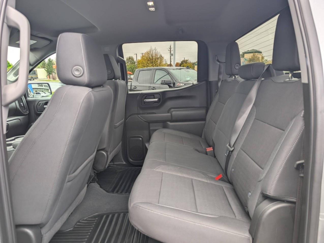 2025 Chevrolet Silverado 1500 Crew Cab Standard Box 4-Wheel Drive Custom Trail Boss Photo