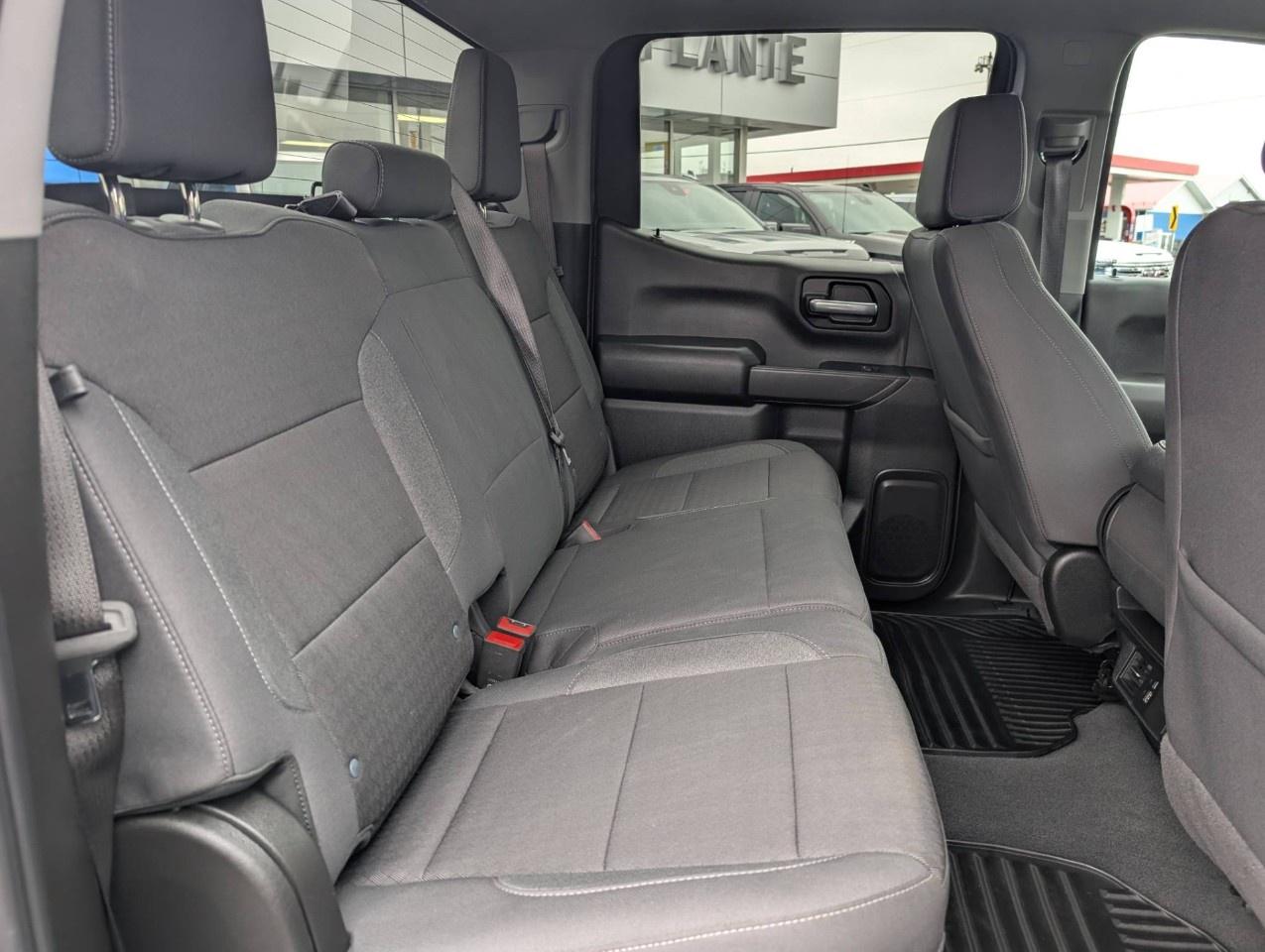 2025 Chevrolet Silverado 1500 Crew Cab Standard Box 4-Wheel Drive Custom Trail Boss Photo