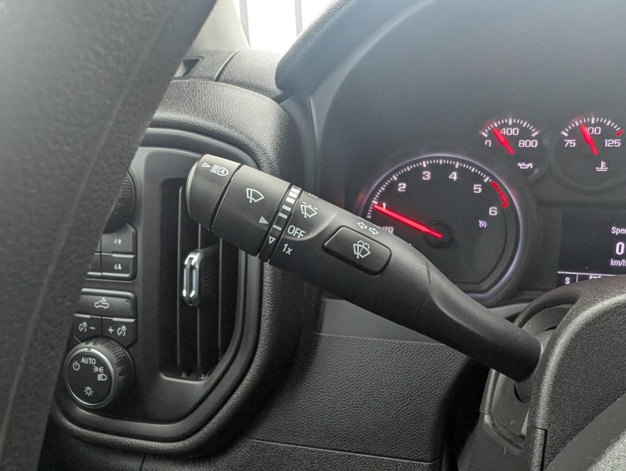 2025 Chevrolet Silverado 1500 Crew Cab Standard Box 4-Wheel Drive Custom Trail Boss Photo