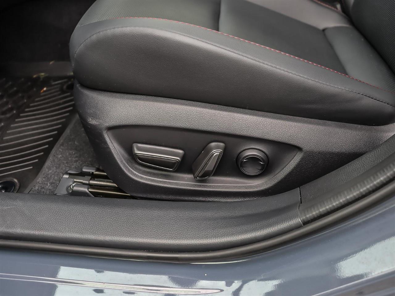 2026 Toyota Prius Plug-In Hybrid  Photo