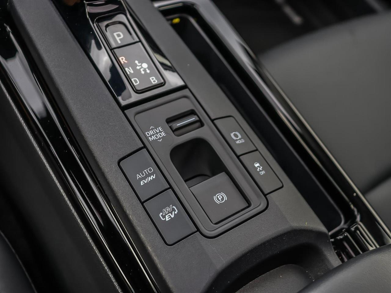 2026 Toyota Prius Plug-In Hybrid  Photo
