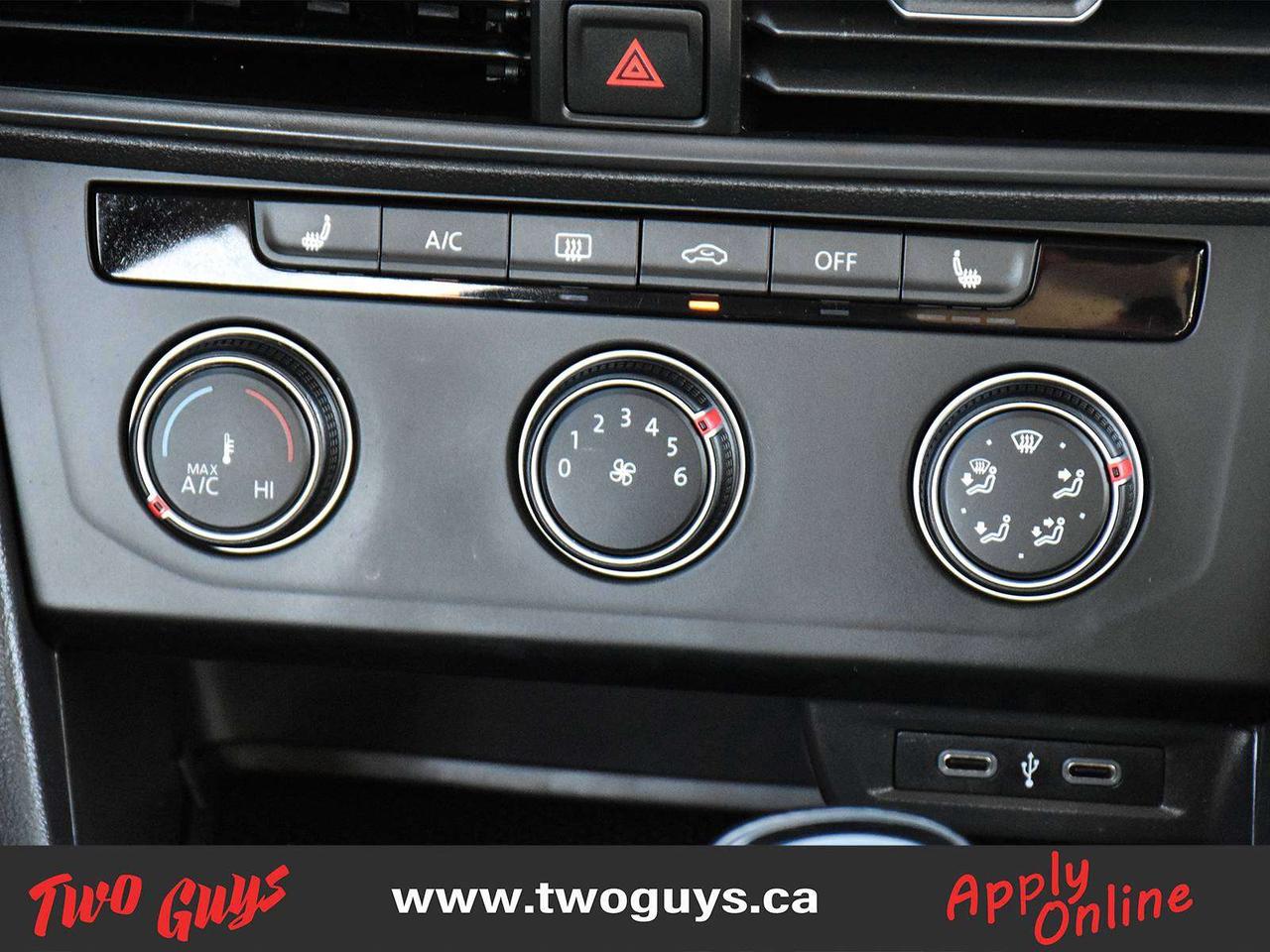 2023 Volkswagen Jetta Trendline Back Up Camera Photo