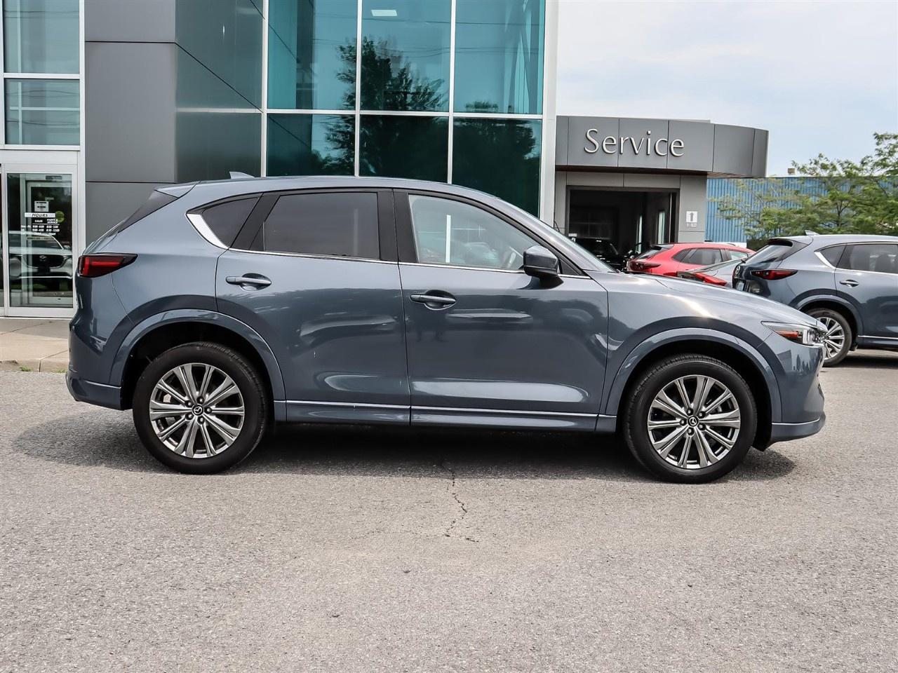 2024 Mazda CX-5 Signature AWD Photo