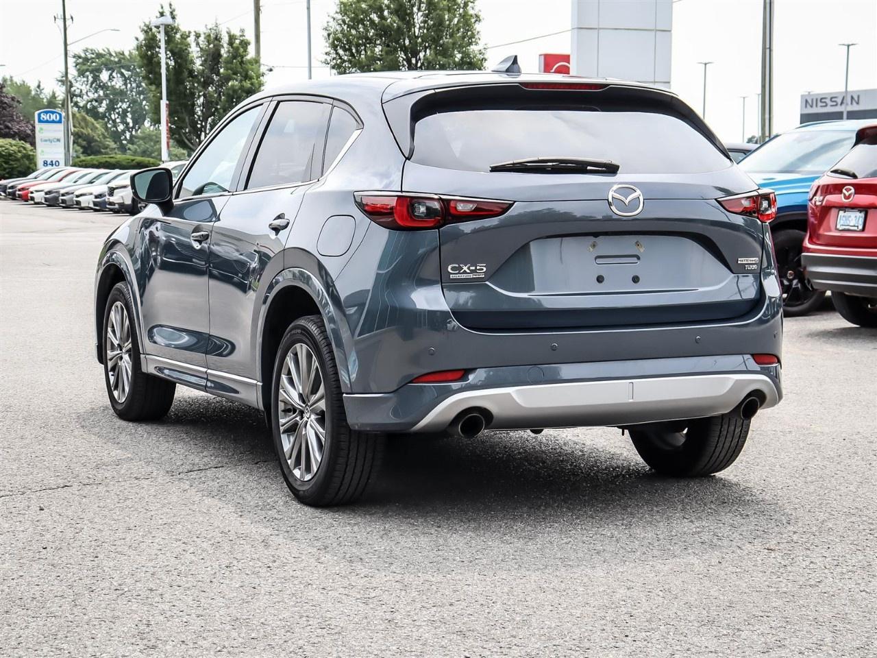 2024 Mazda CX-5 Signature AWD Photo