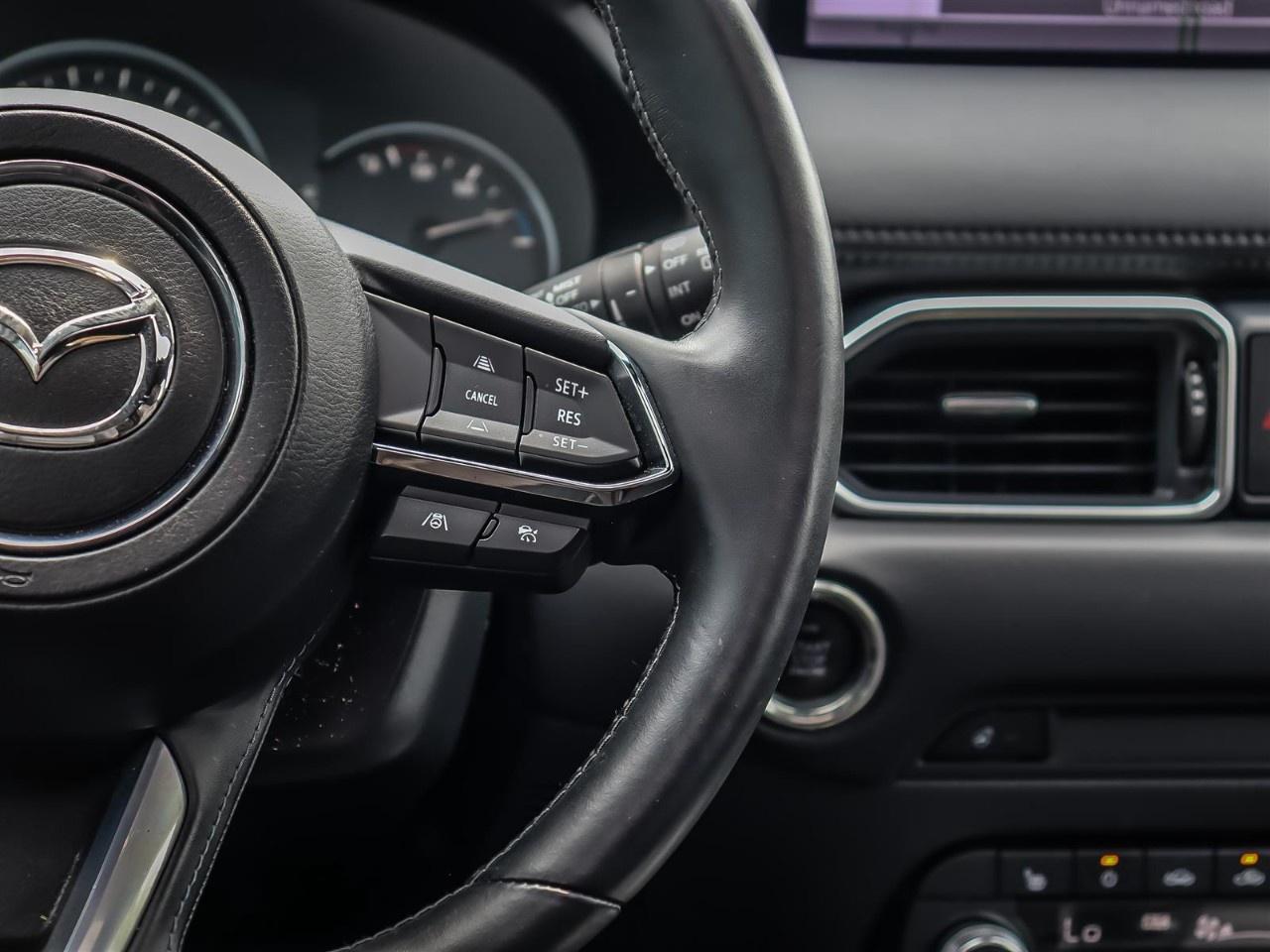 2024 Mazda CX-5 Signature AWD Photo
