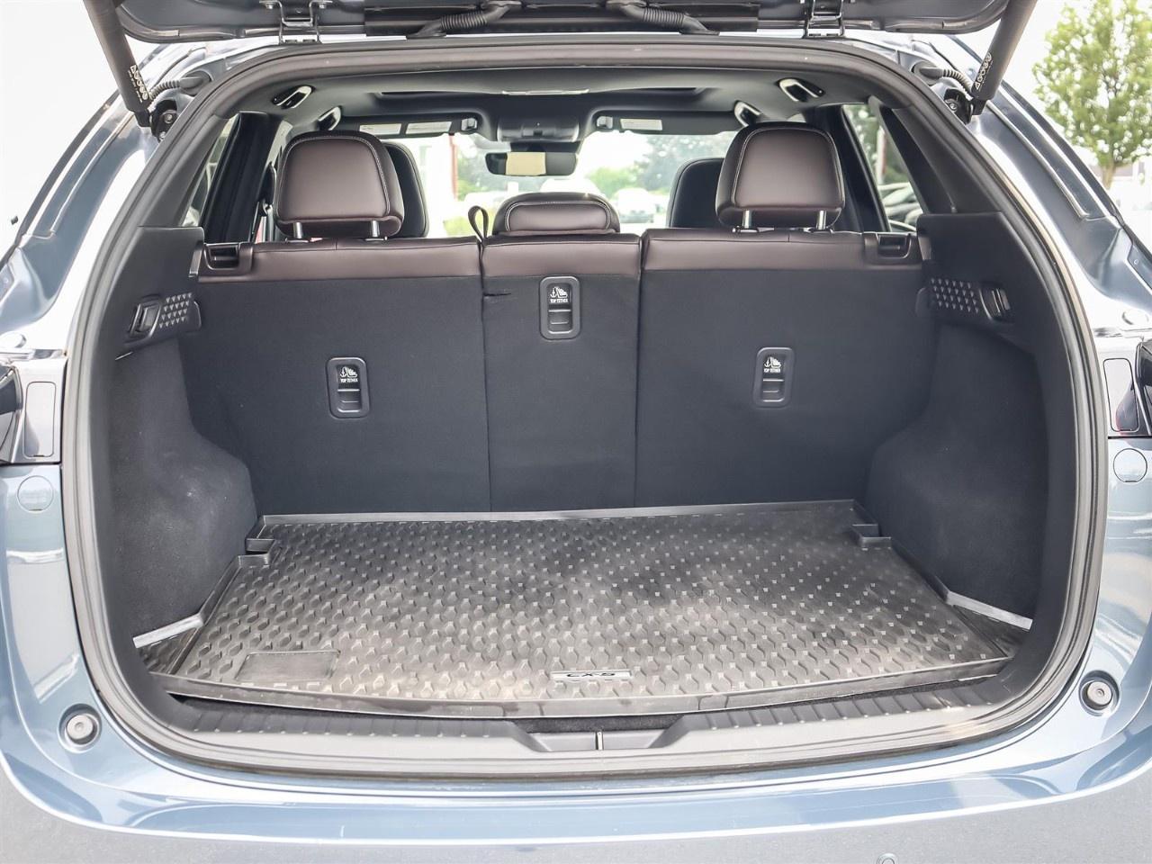 2024 Mazda CX-5 Signature AWD Photo