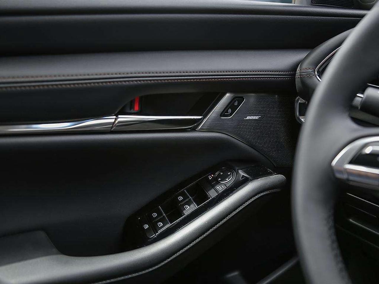 2025 Mazda MAZDA3 GT Auto i-ACTIV AWD Photo
