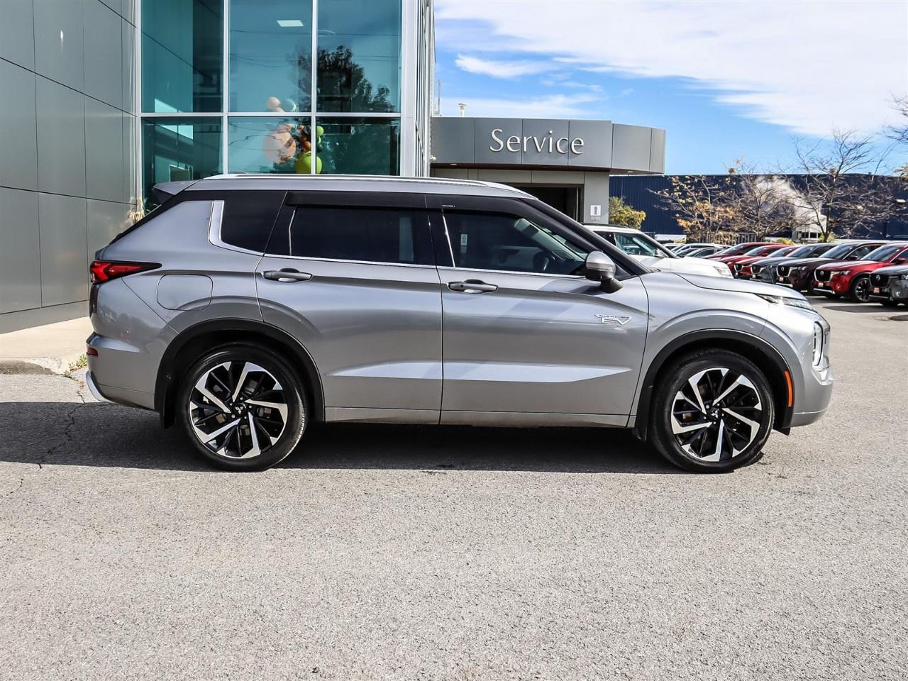 2023 Mitsubishi Outlander PHEV GT S-AWC Photo