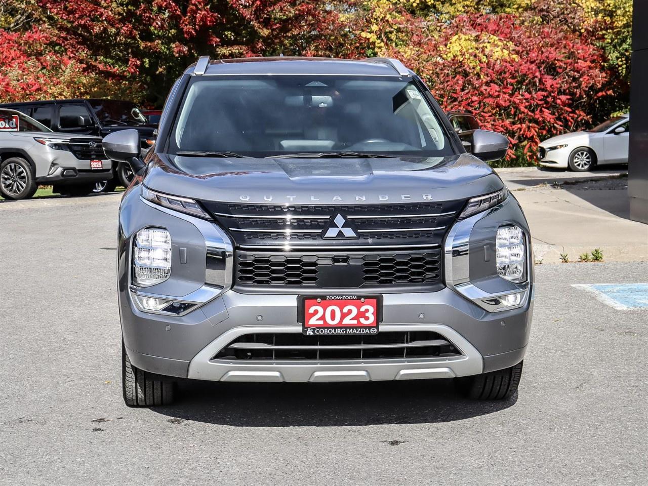 2023 Mitsubishi Outlander PHEV GT S-AWC Photo2