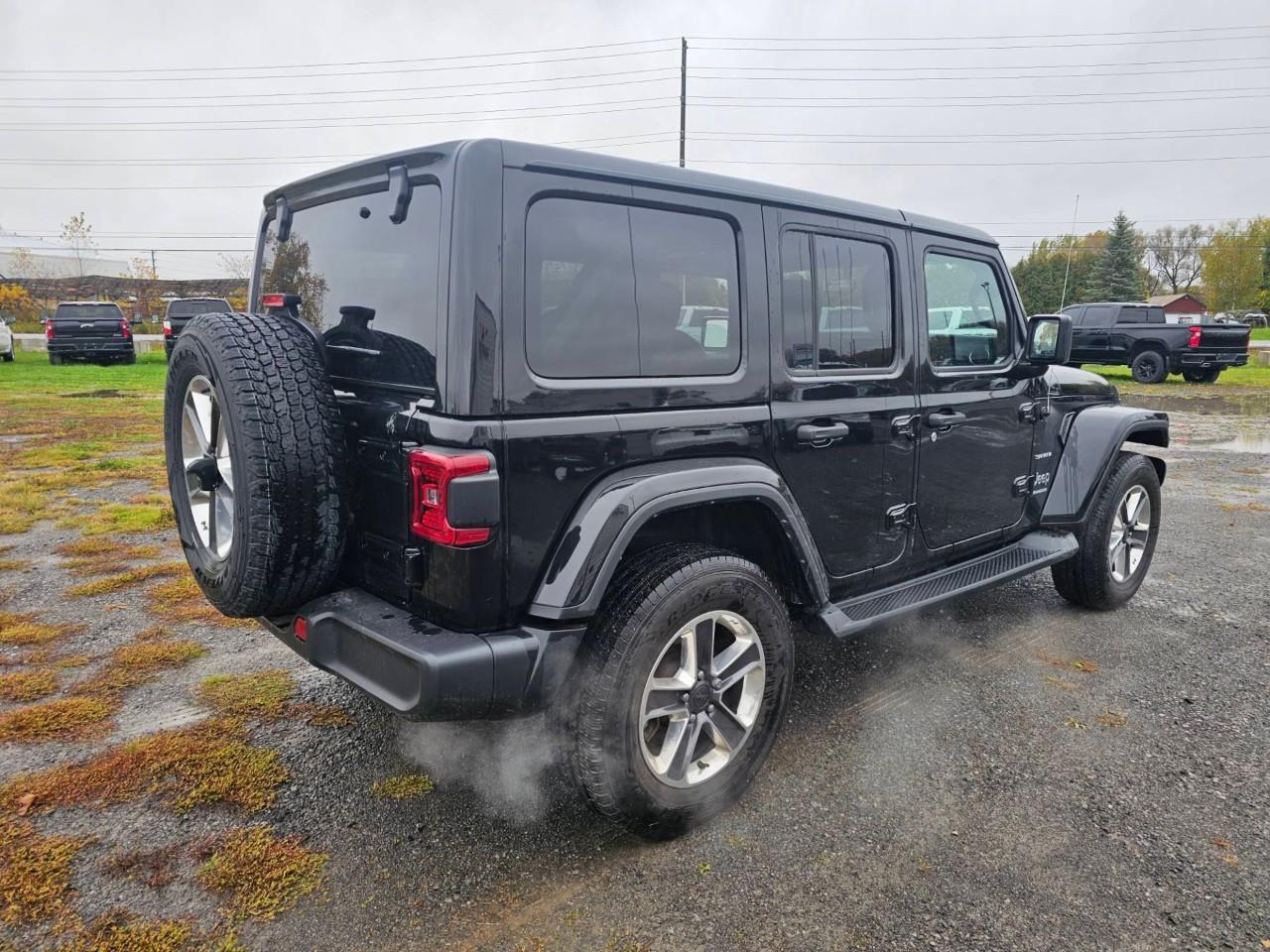 2023 Jeep Wrangler SAHARA 4DR 4X4 Photo