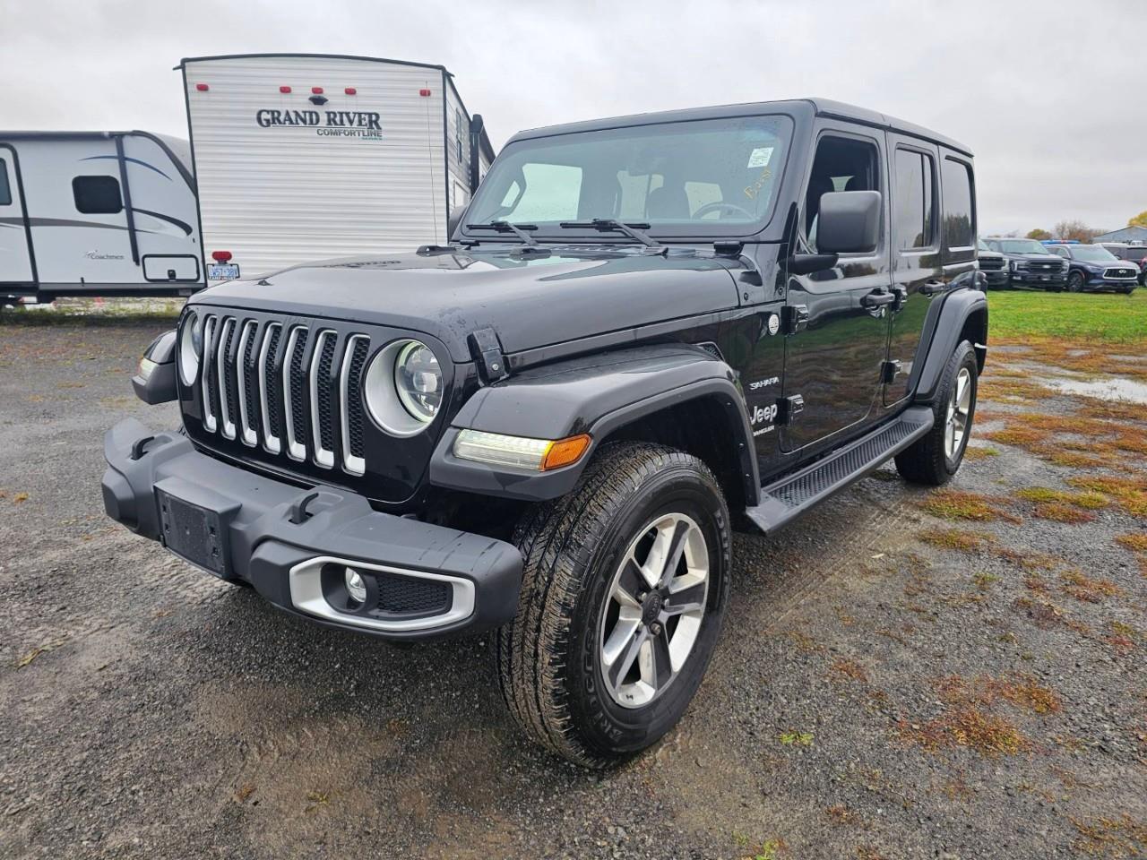 2023 Jeep Wrangler SAHARA 4DR 4X4 Photo