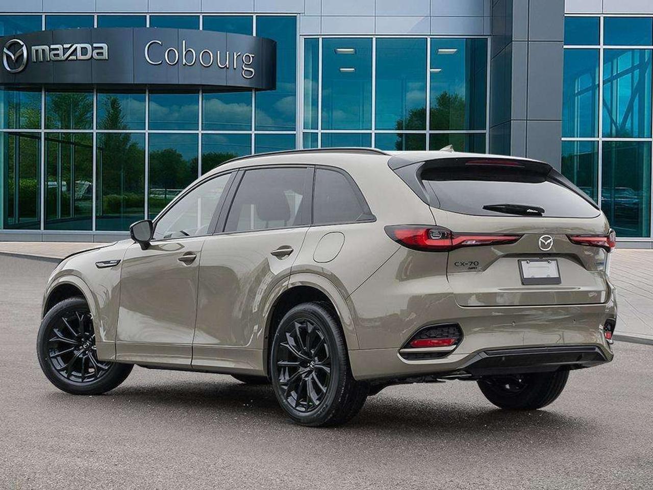 2026 Mazda CX-70 MHEV GT AWD Photo3