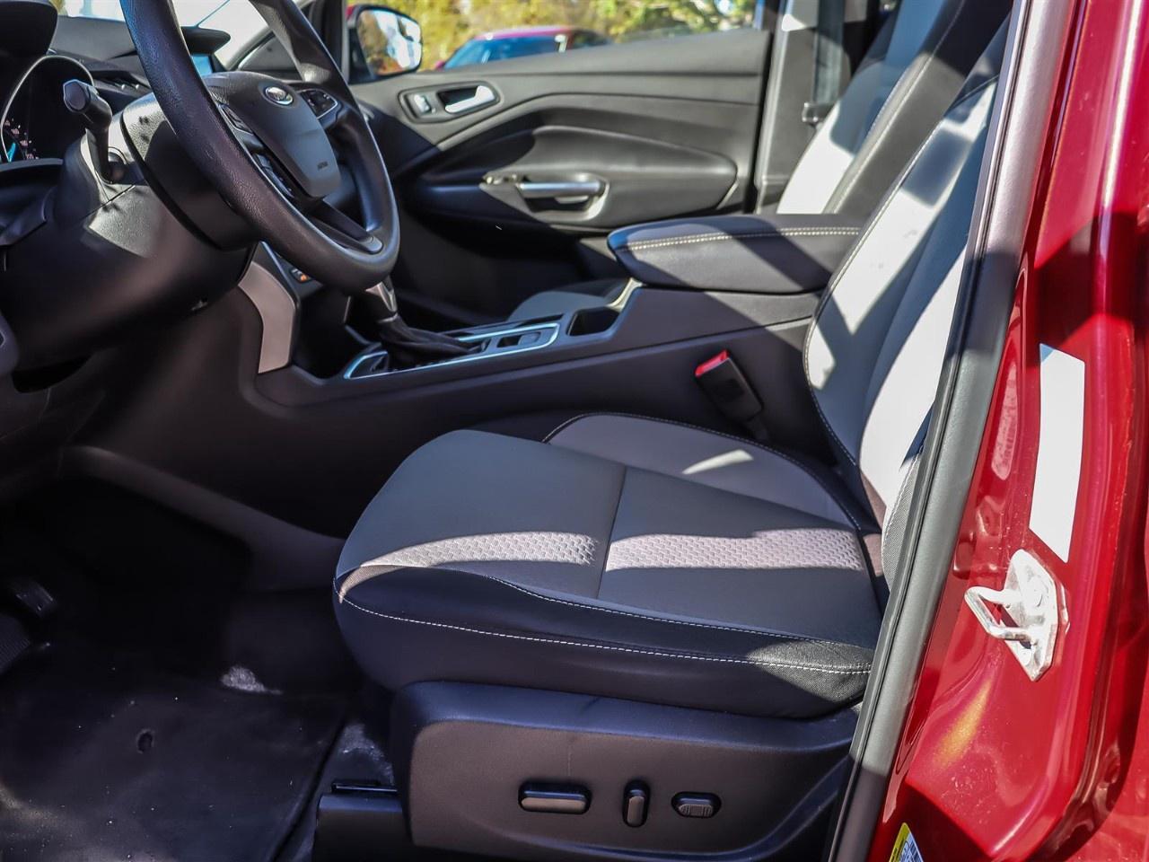 2019 Ford Escape SE 4WD Photo