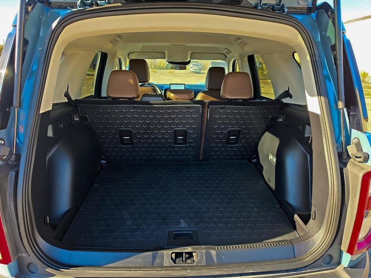2023 Ford Bronco Sport Outer Banks 4X4 | No Accidents | Mint Condition | Michelin Tires | Heated Seats + Steering Wheel | Photo