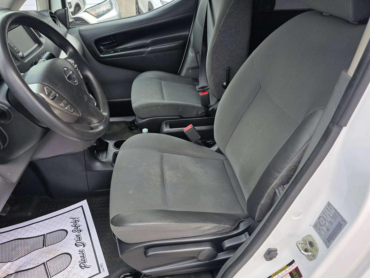 2020 Nissan NV200 SV Back Up Camera Photo