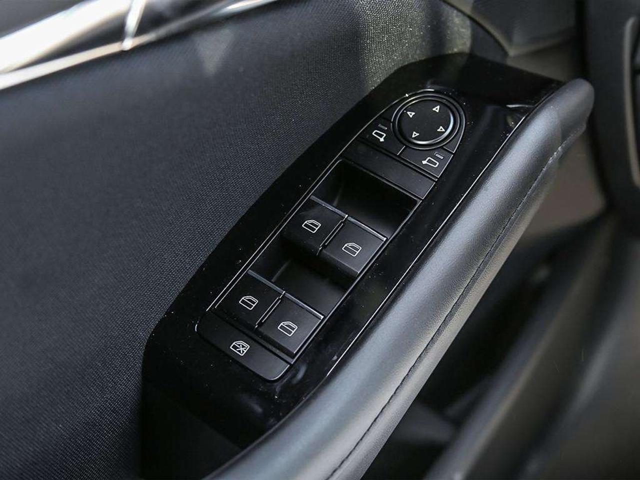 2025 Mazda Mazda3 Sport GS Auto FWD Photo