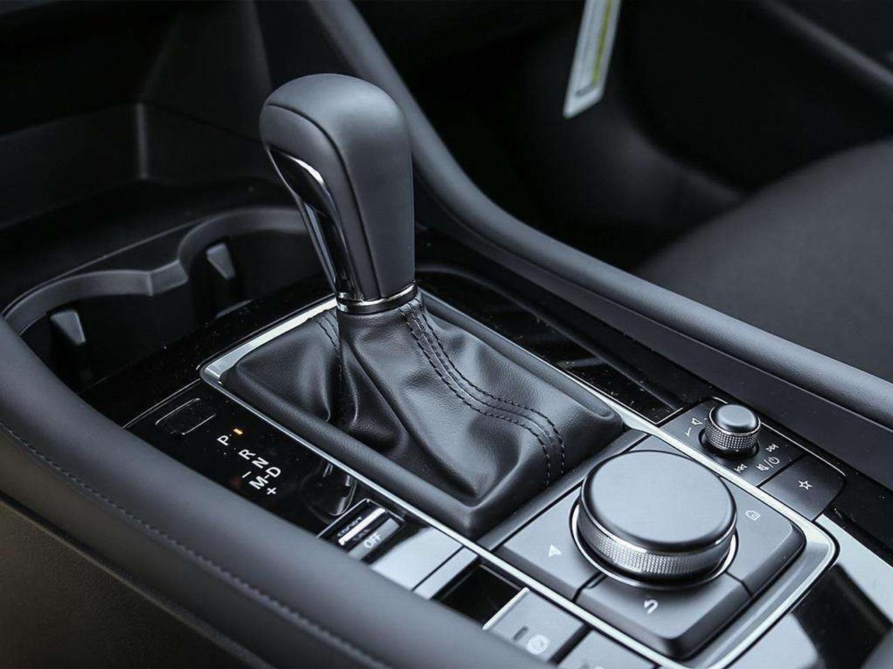2025 Mazda Mazda3 Sport GS Auto FWD Photo