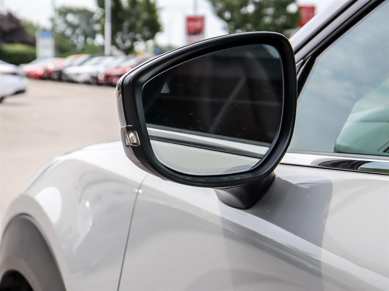 2025 Mazda CX-30 GT AWD Photo