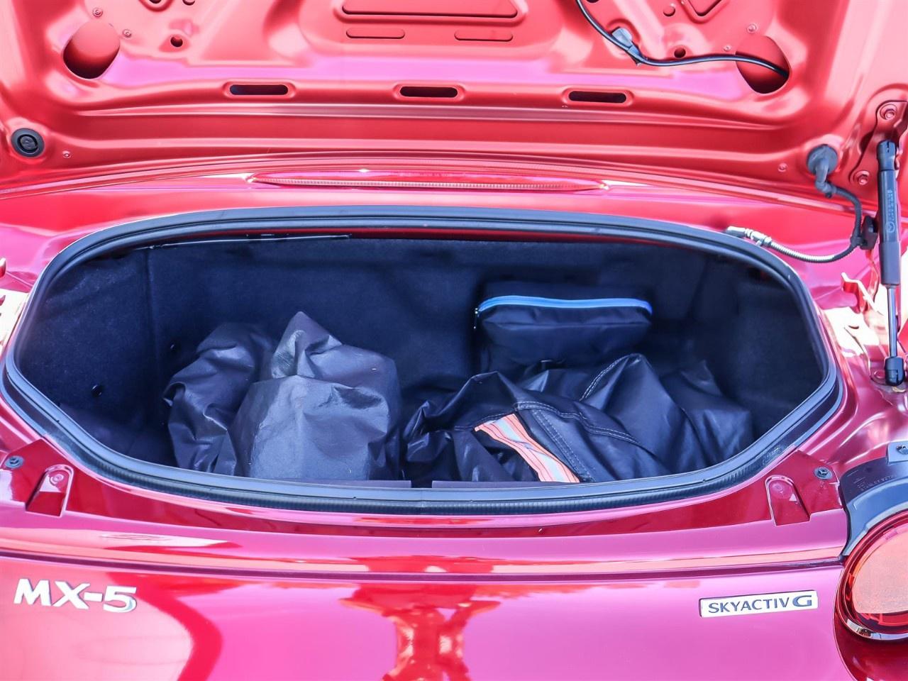 2021 Mazda MX-5  Photo