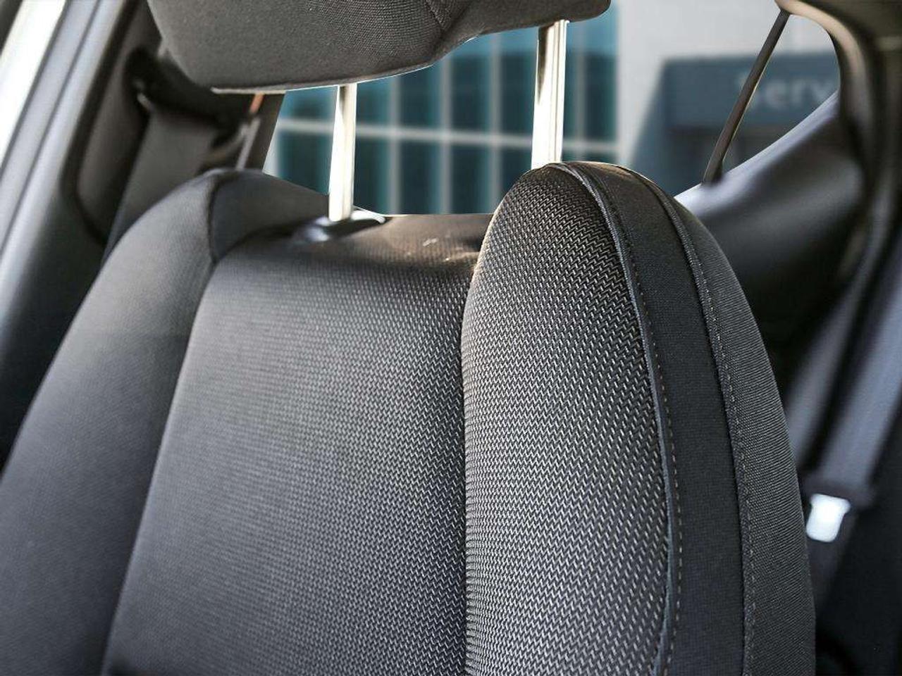 2025 Mazda Mazda3 Sport GS Auto FWD Photo