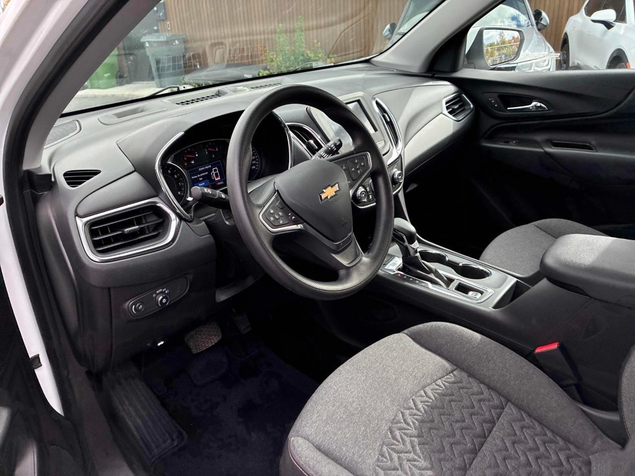 2023 Chevrolet Equinox LT All-wheel Drive Photo
