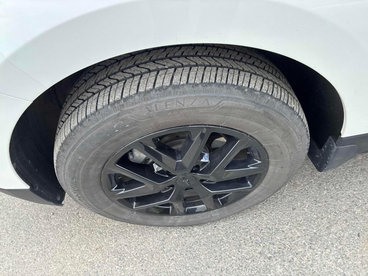 2023 Chevrolet Equinox LT All-wheel Drive Photo