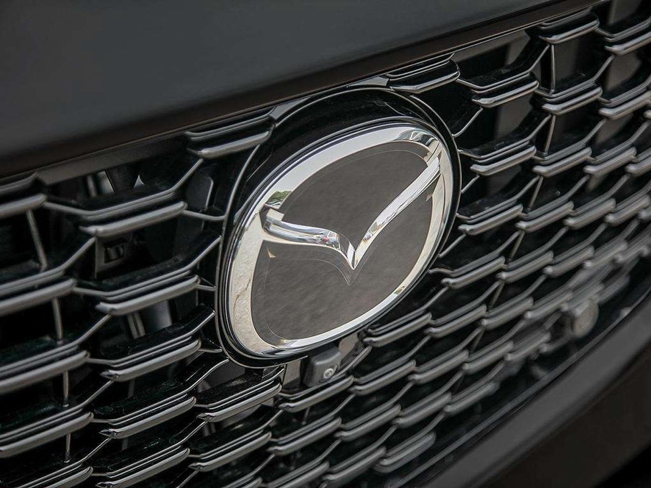 2025 Mazda CX-70 MHEV Signature AWD Photo