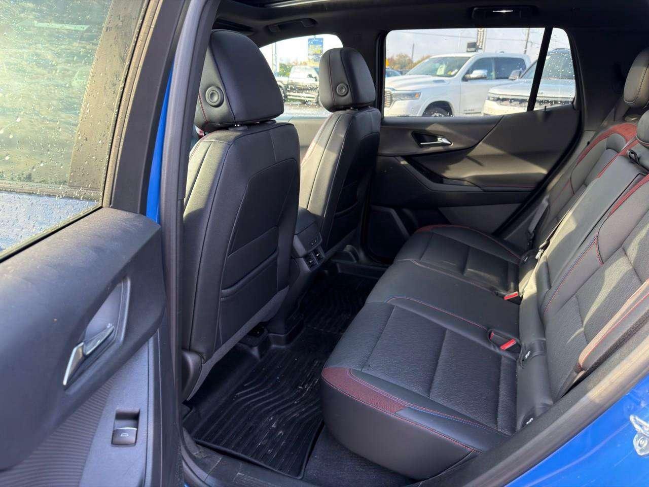 2025 Chevrolet Equinox ACCIDENT FREE   PANO SUNROOF   LEATHER Photo
