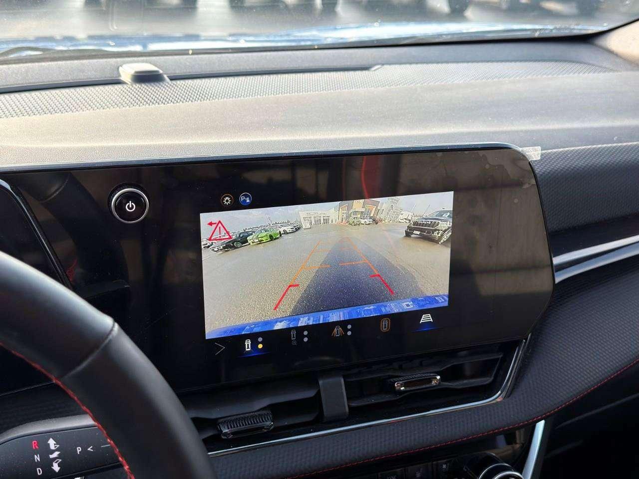 2025 Chevrolet Equinox ACCIDENT FREE   PANO SUNROOF   LEATHER Photo