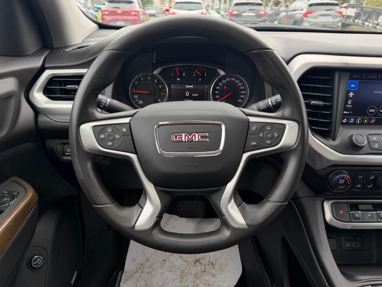 2023 GMC Acadia SLE All-wheel Drive Photo