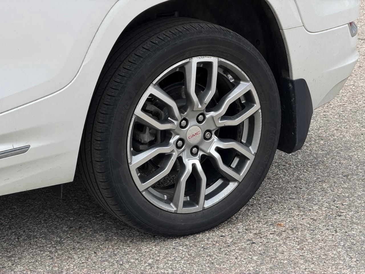 2023 GMC Terrain Denali All-Wheel Drive Photo
