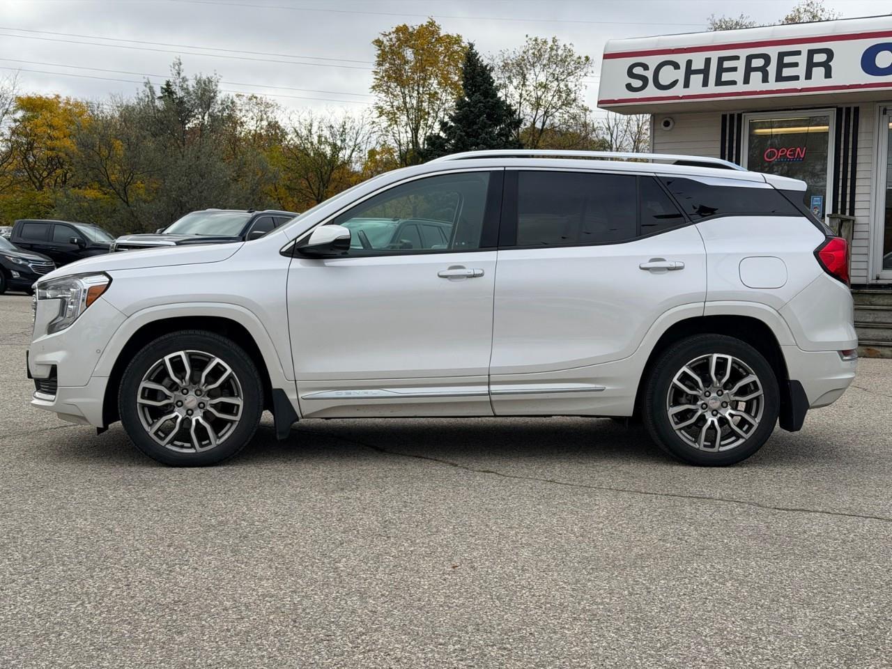 2023 GMC Terrain Denali All-Wheel Drive Photo5