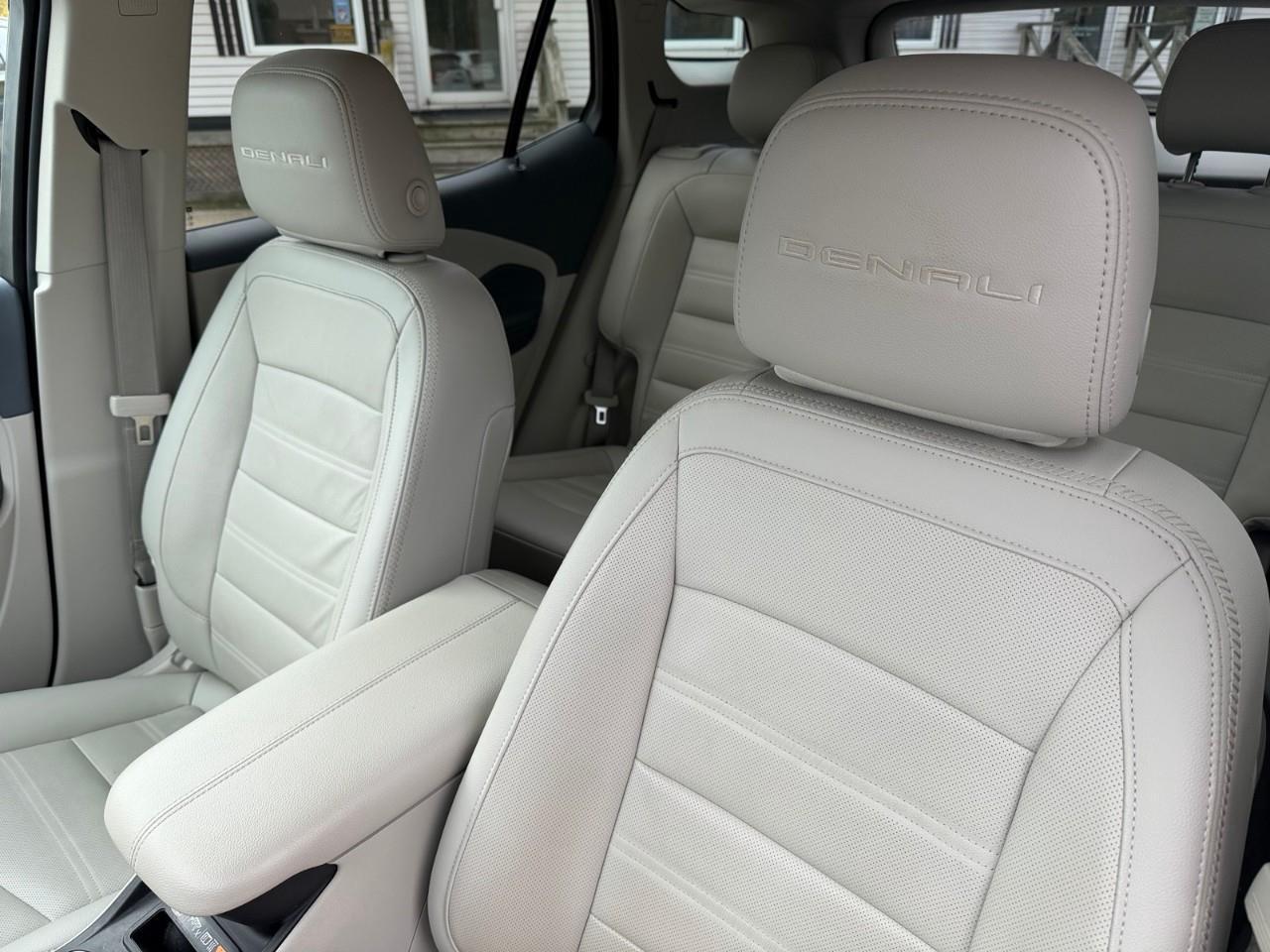 2023 GMC Terrain Denali All-Wheel Drive Photo