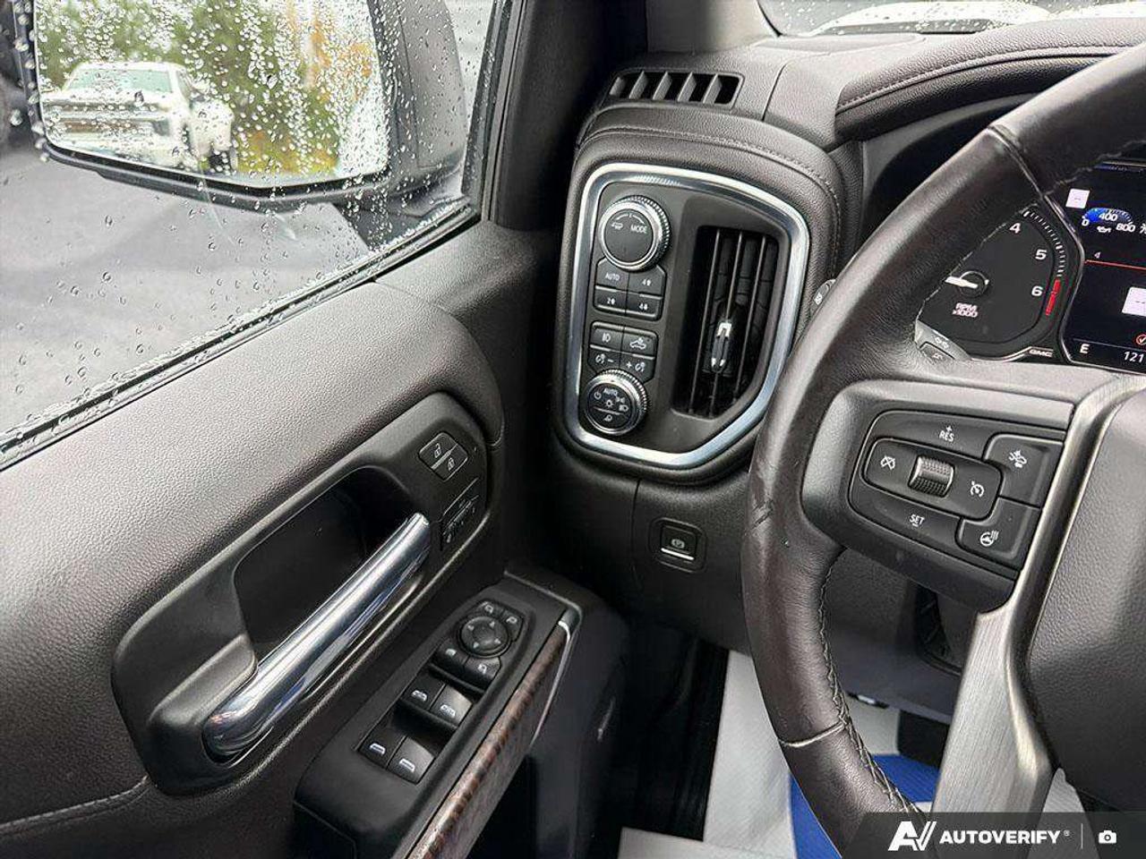 2022 GMC Sierra 1500 Soft Tonneau Cover   Sunroof   Heated & Vented Seats   Trailer Brake Controller Photo