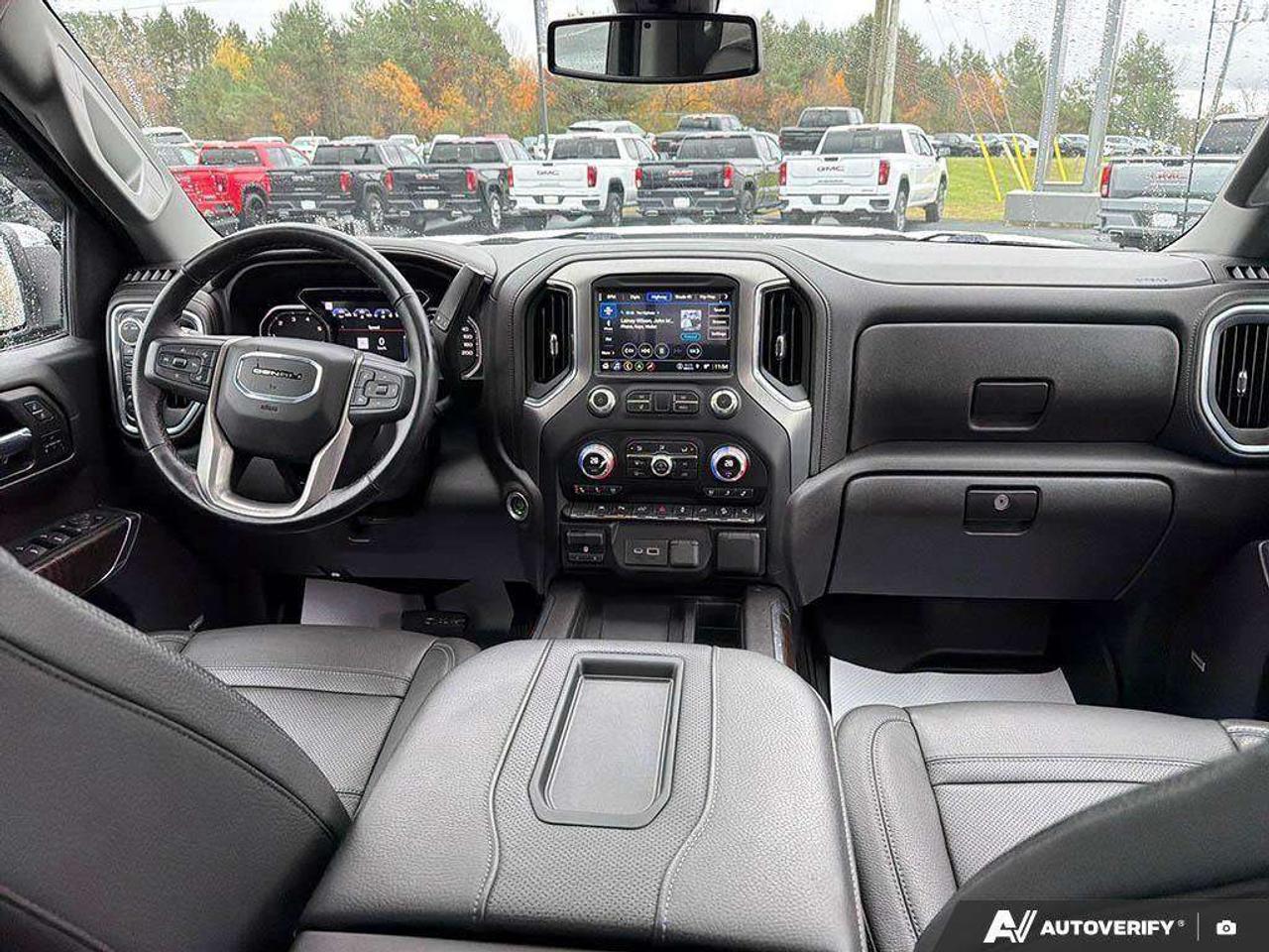 2022 GMC Sierra 1500 Soft Tonneau Cover   Sunroof   Heated & Vented Seats   Trailer Brake Controller Photo