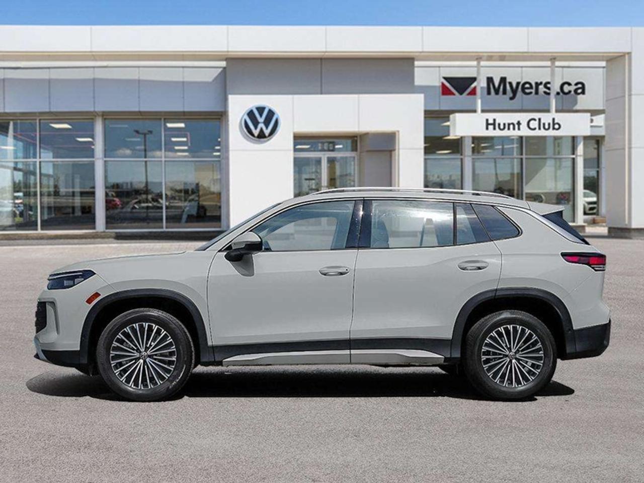 2027 Volkswagen Tiguan COMFORTLINE Photo2