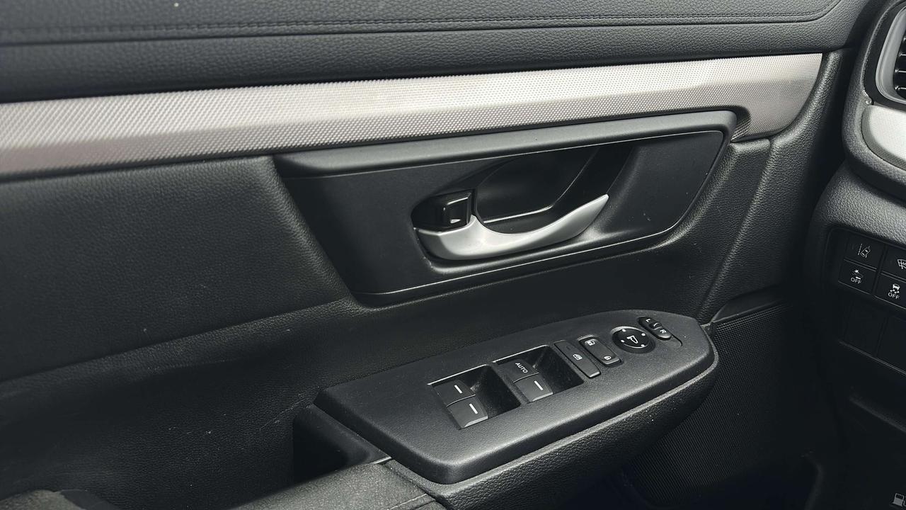 2022 Honda CR-V LX Photo