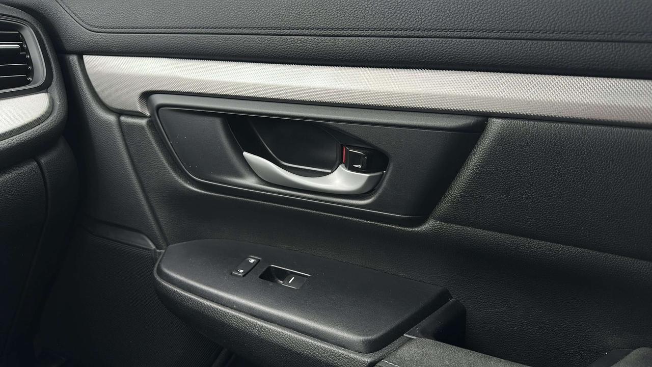 2022 Honda CR-V LX Photo