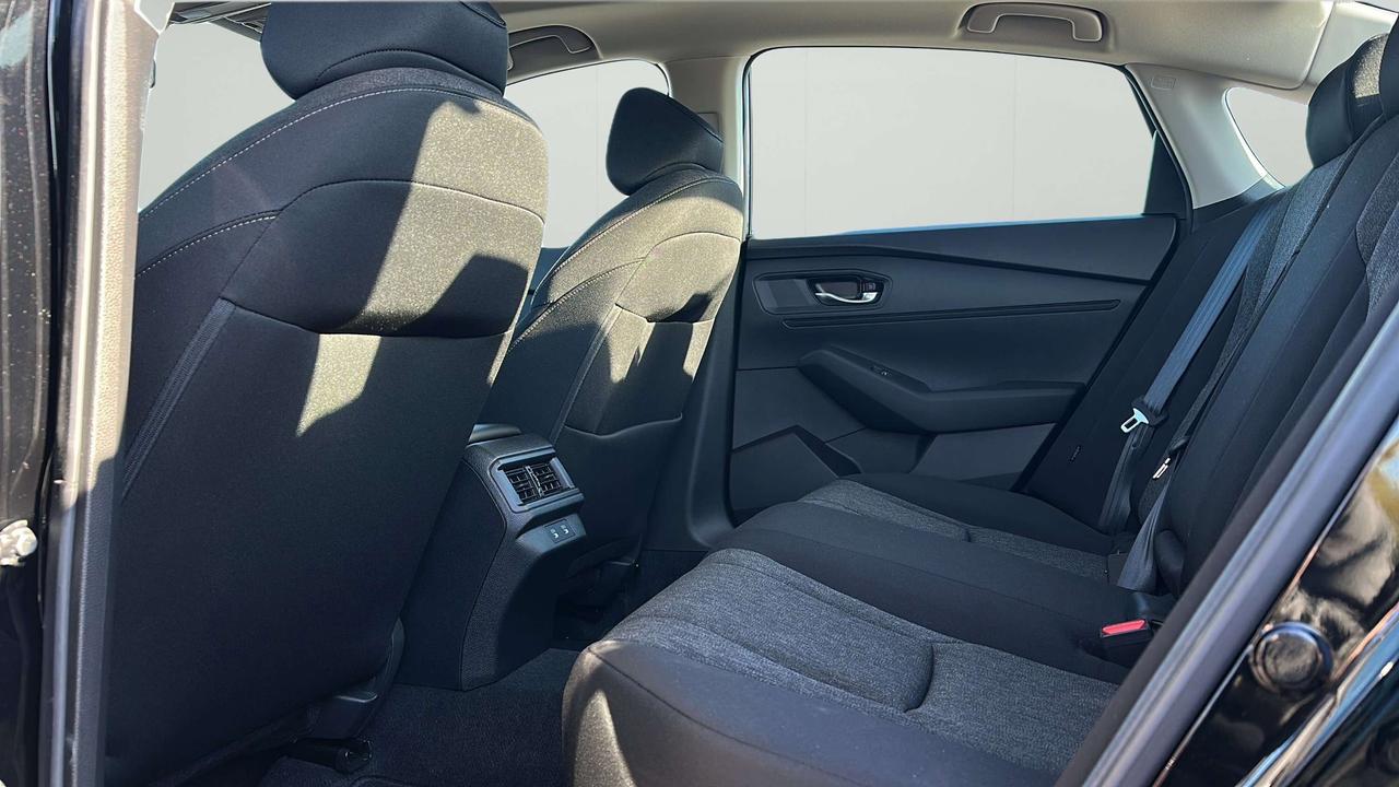 2025 Honda Accord SE Photo