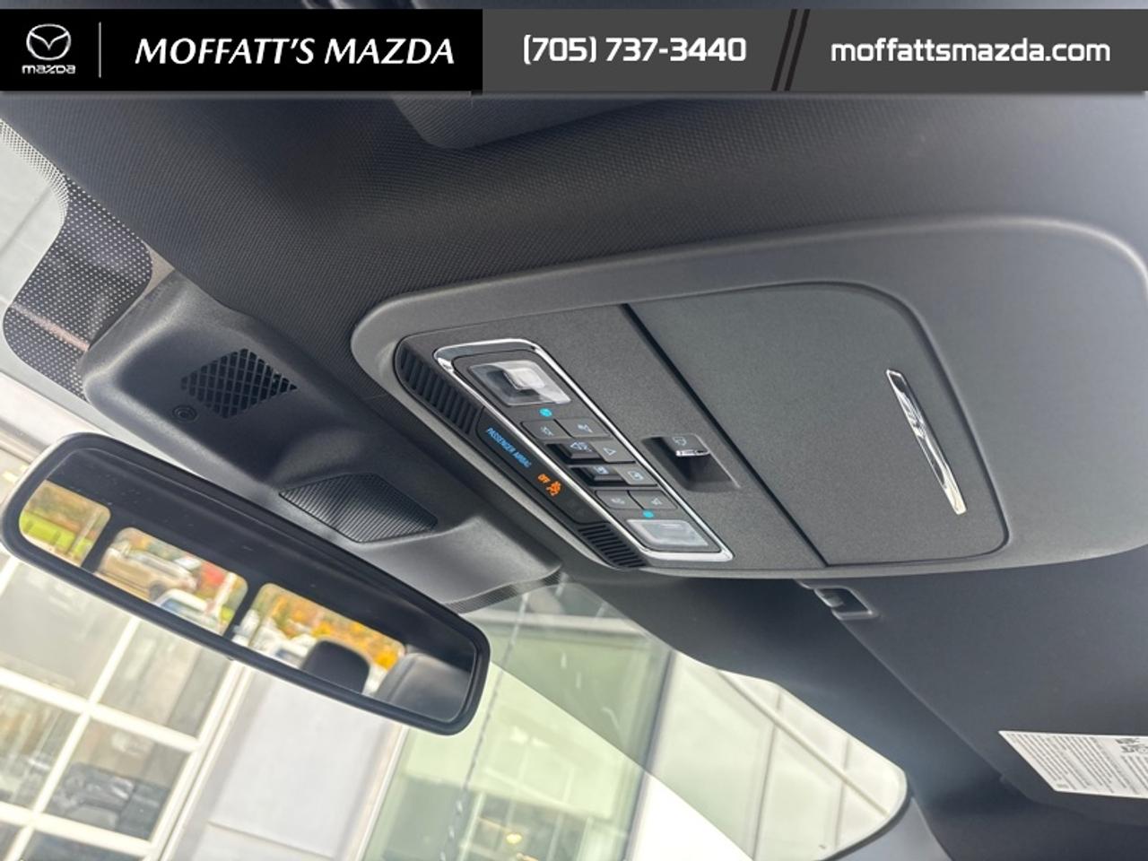 2025 Ford F-150 Platinum Photo
