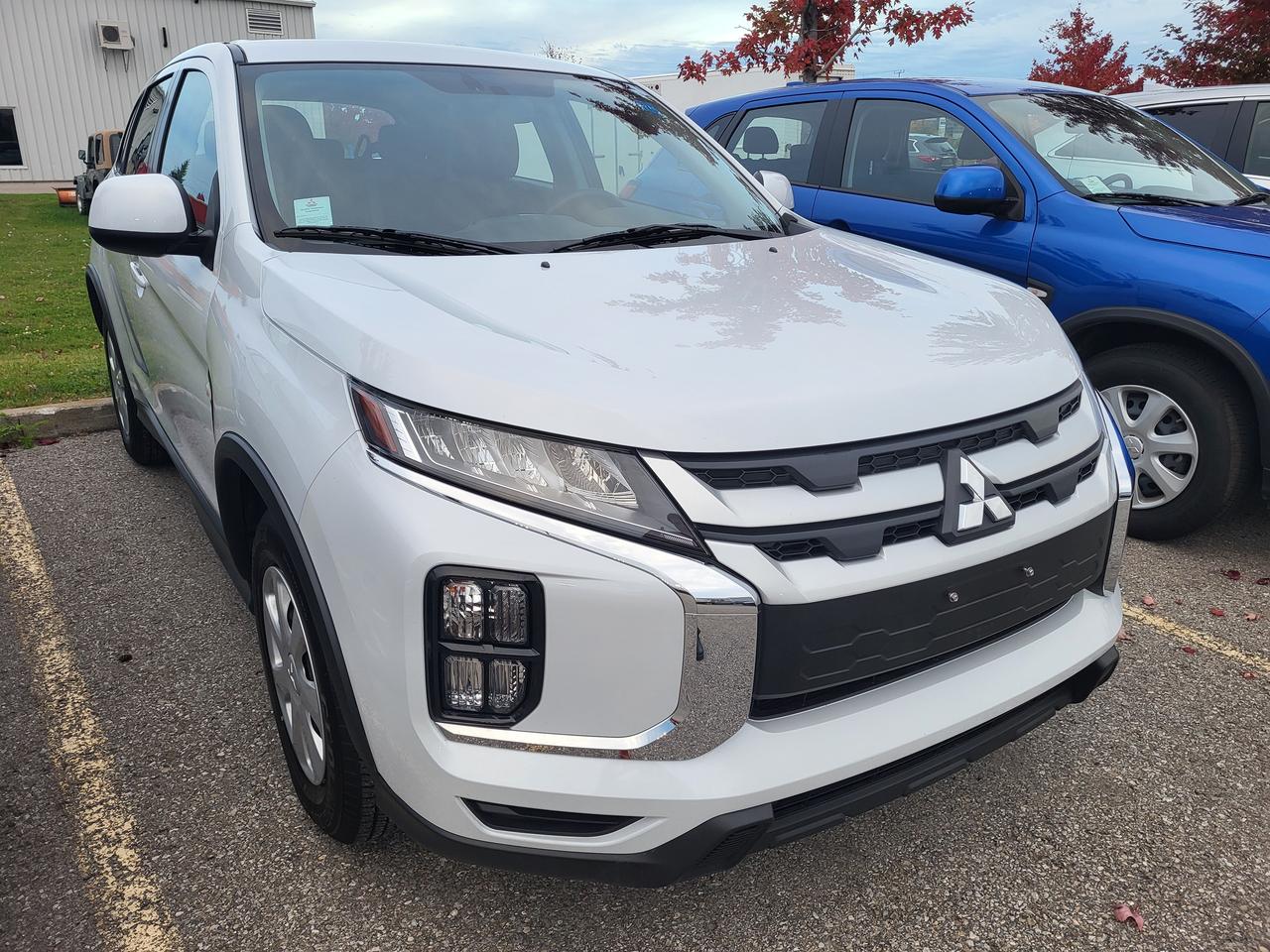 2026 Mitsubishi RVR ES FWD Photo