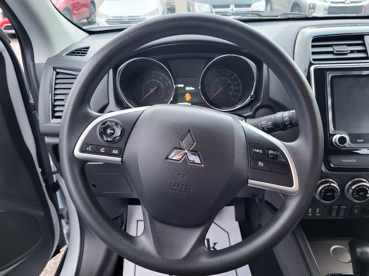 2026 Mitsubishi RVR ES FWD Photo