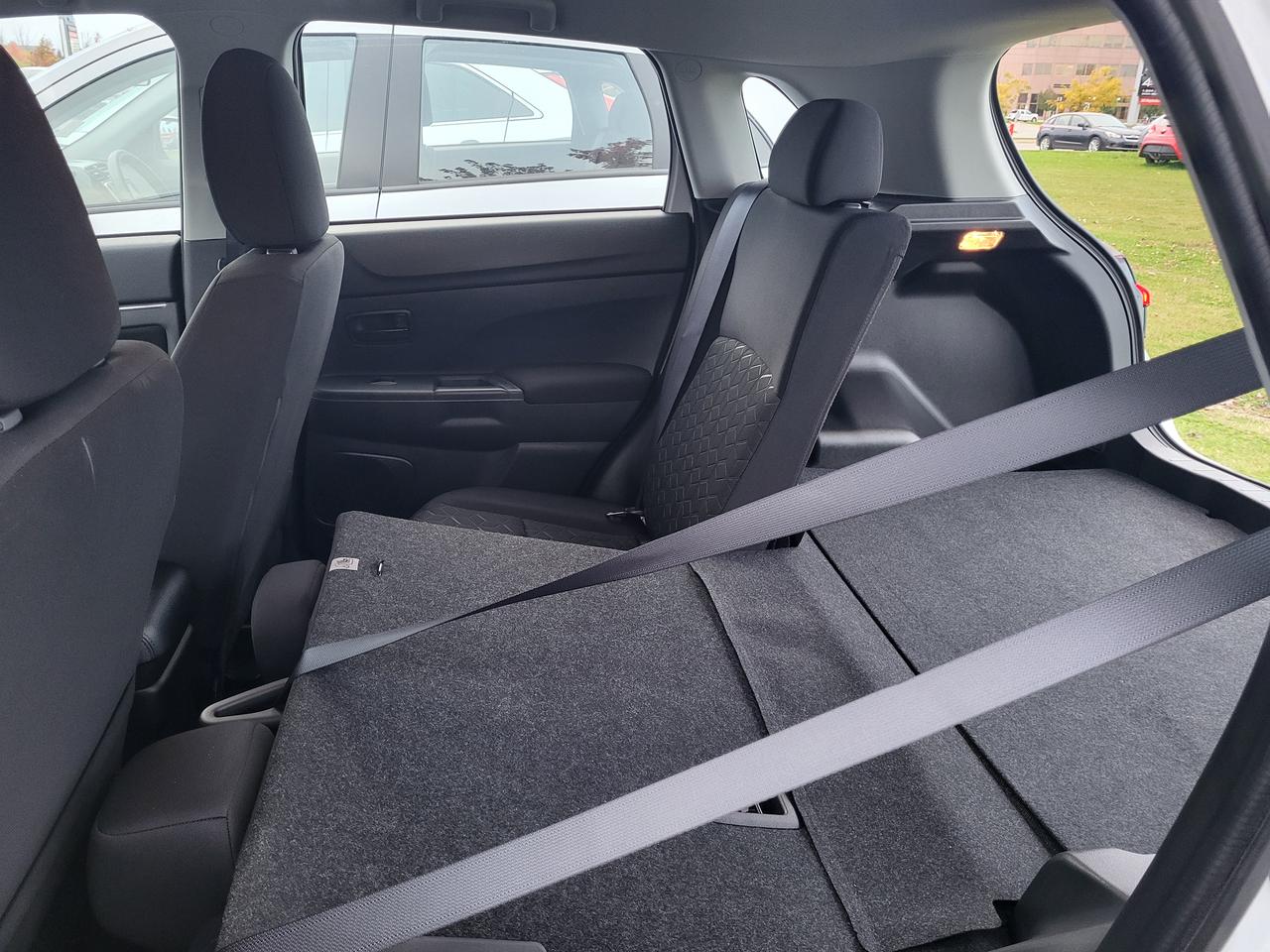 2026 Mitsubishi RVR ES FWD Photo